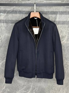 Кашемировый бомбер Brunello Cucinelli