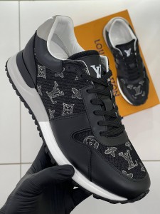 Кроссовки Louis Vuitton