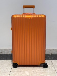 Чемодан Rimowa