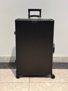 Чемодан Rimowa