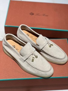 Женские лоферы Loro Piana