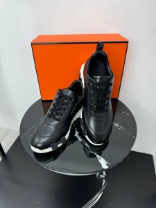 Мужские кроссовки Hermes
