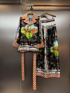 Женский костюм Dolce&Gabbana