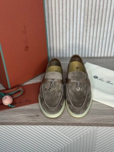 Женские лоферы Loro Piana