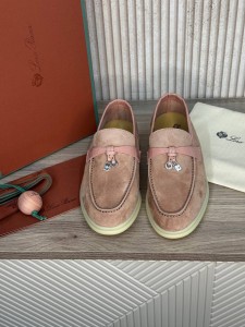 Женские лоферы Loro Piana