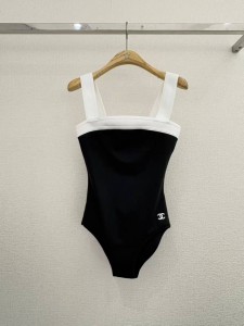 Женский купальник Chanel