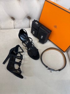 ЖЕНСКИЕ ЗАМШЕВЫЕ БОСОНОЖКИ HERMES ЧЕРНЫЕ
