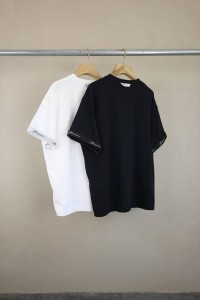 МУЖСКАЯ ФУТБОЛКА JACQUEMUS