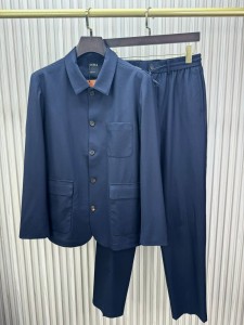 МУЖСКОЙ КОСТЮМ ZEGNA