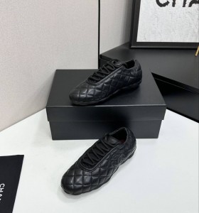 ЖЕНСКИЕ КОЖАНЫЕ ЧЕРНЫЕ КРОССОВКИ CHANEL