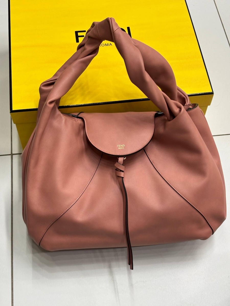 Женская сумка Fendi розовая Женская сумка Fendi розовая