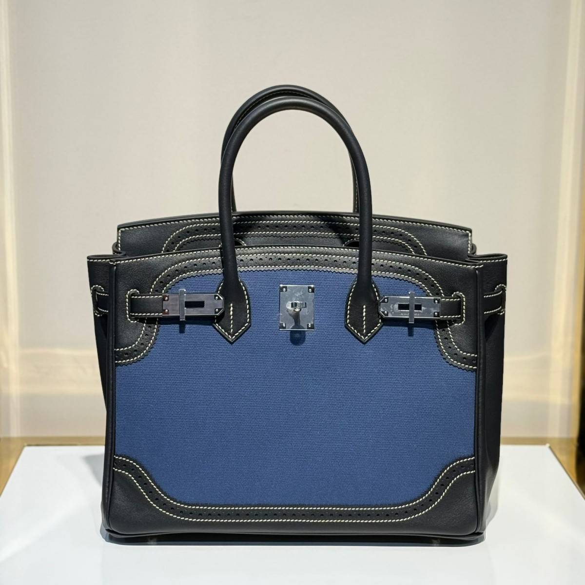 Женская сумка Hermes Birkin 30 cm черная Женская сумка Hermes Birkin 30 cm черная