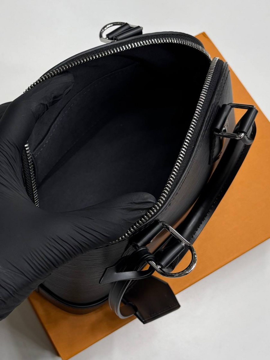 Женская сумка Louis Vuitton Женская сумка Louis Vuitton