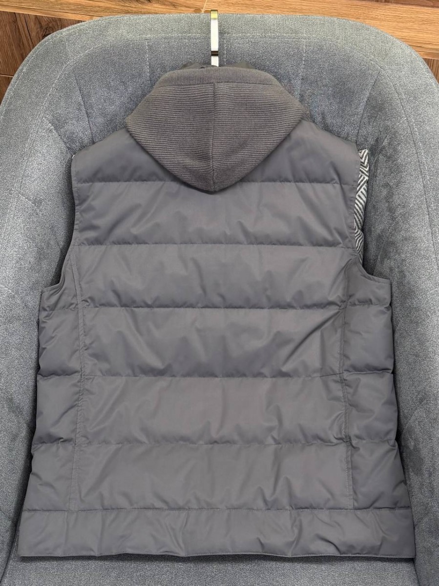 МУЖСКАЯ ЖИЛЕТКА BRUNELLO CUCINELLI МУЖСКАЯ ЖИЛЕТКА BRUNELLO CUCINELLI
