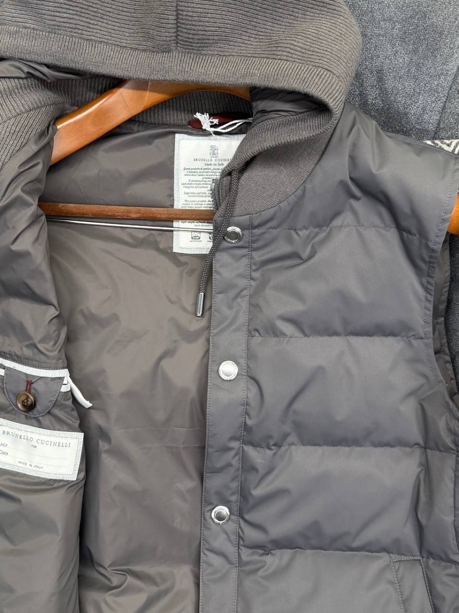 МУЖСКАЯ ЖИЛЕТКА BRUNELLO CUCINELLI МУЖСКАЯ ЖИЛЕТКА BRUNELLO CUCINELLI
