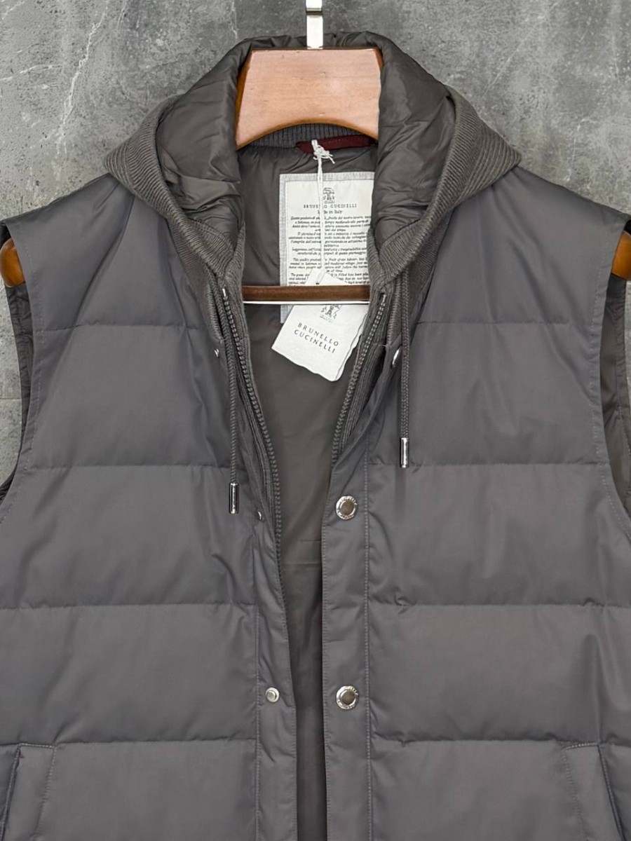 МУЖСКАЯ ЖИЛЕТКА BRUNELLO CUCINELLI МУЖСКАЯ ЖИЛЕТКА BRUNELLO CUCINELLI