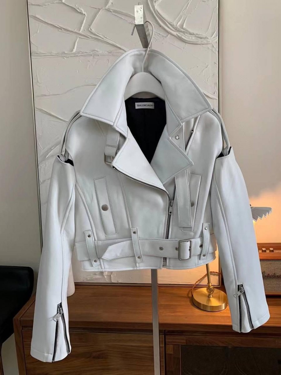 ЖЕНСКАЯ КОЖАНАЯ КУРТКА BALENCIAGA БЕЛАЯ ЖЕНСКАЯ КОЖАНАЯ КУРТКА BALENCIAGA БЕЛАЯ