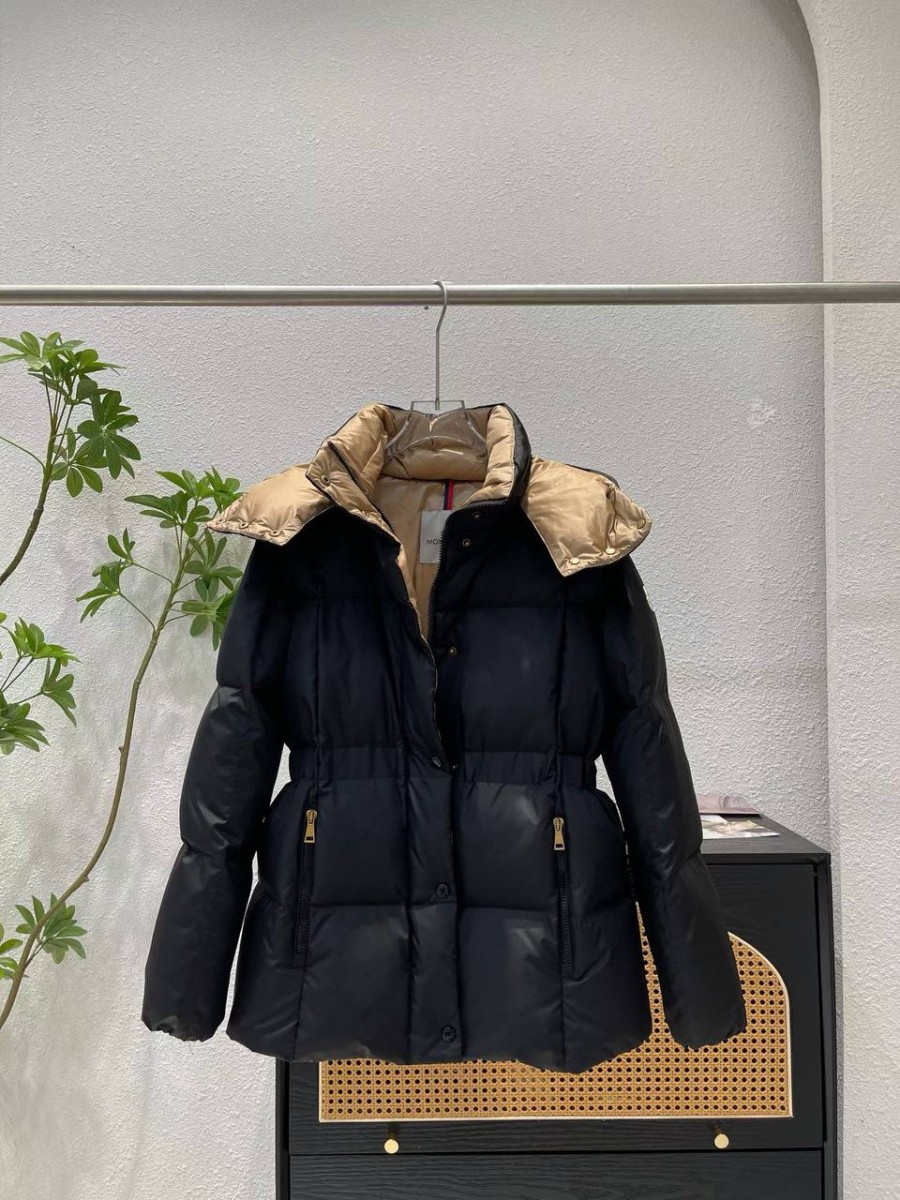 ЖЕНСКИЙ ПУХОВИК MONCLER ЖЕНСКИЙ ПУХОВИК MONCLER