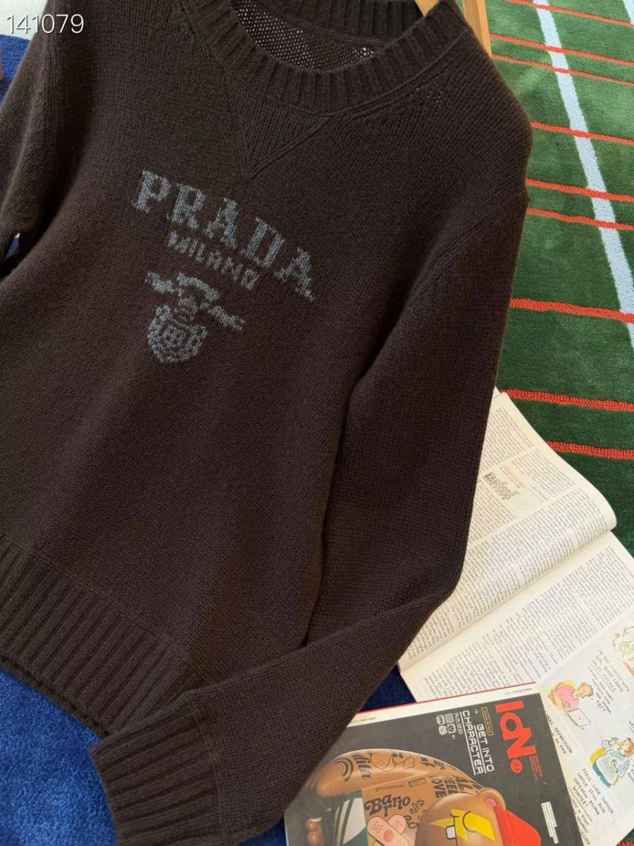ЖЕНСКИЙ СВИТЕР PRADA ШОКОЛАДНЫЙ ЖЕНСКИЙ СВИТЕР PRADA ШОКОЛАДНЫЙ