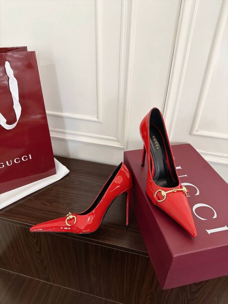 ЖЕНСКИЕ ЛАКИРОВАНЫЕ ТУФЛИ GUCCI КРАСНЫЕ ЖЕНСКИЕ ЛАКИРОВАНЫЕ ТУФЛИ GUCCI КРАСНЫЕ