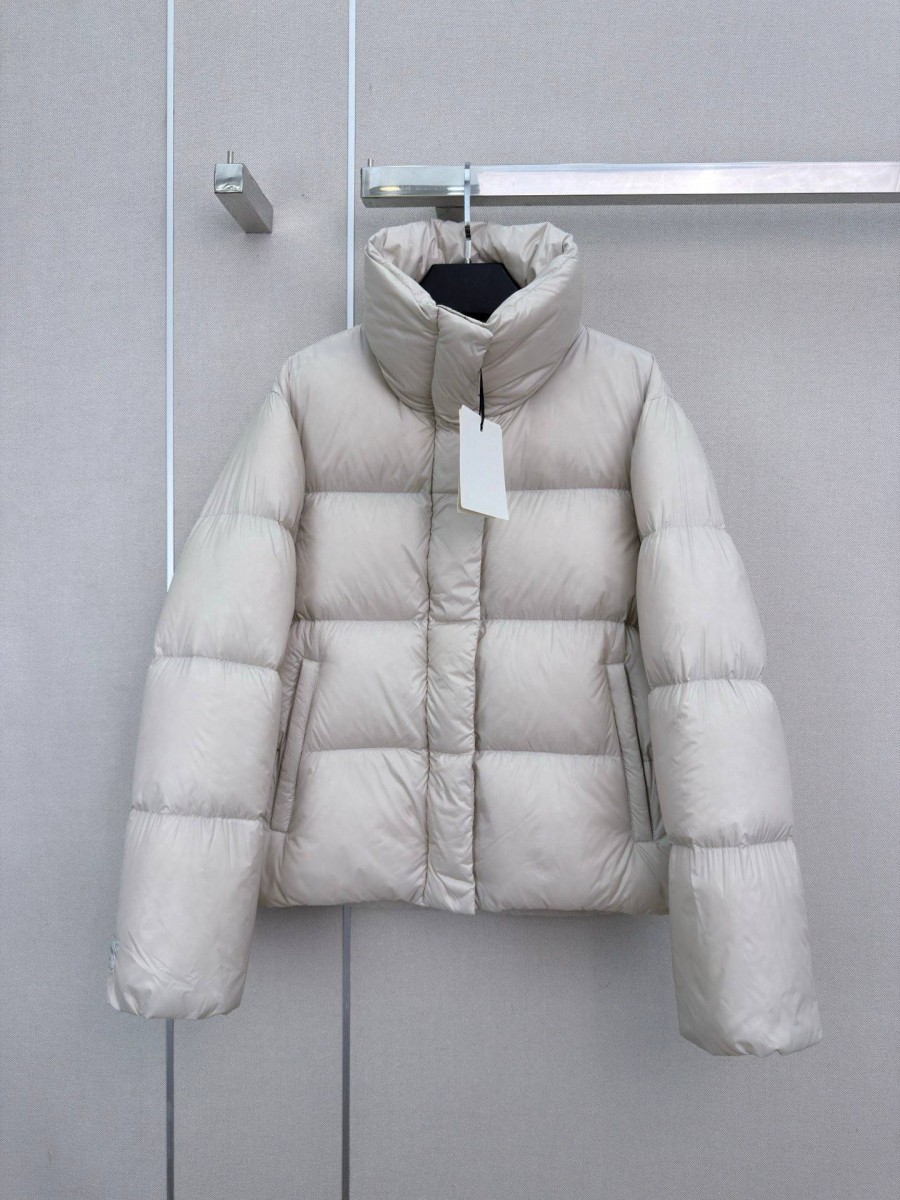 ЖЕНСКИЙ МОЛОЧНЫЙ ПУХОВИК MAX MARA ЖЕНСКИЙ МОЛОЧНЫЙ ПУХОВИК MAX MARA