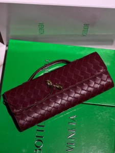 Клатч Bottega Veneta