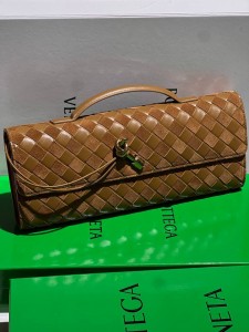 Клатч Bottega Veneta