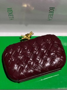 Клатч Bottega Veneta