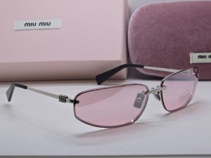 Солнцезащитные очки Miu MIu