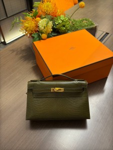 Hermes Pochette Lizard Gold