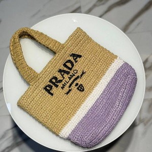Пляжная сумка Prada