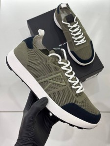 Кроссовки Kiton