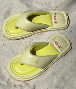 Шлепанцы Chanel