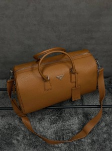 Дорожная сумка Prada