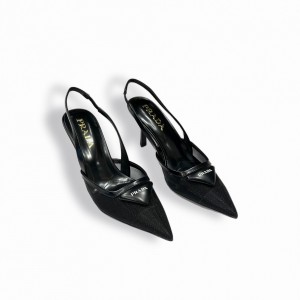 Босоножки Prada