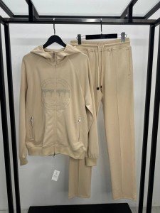 Костюм Brunello Cucinelli