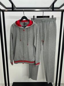 Костюм Kiton