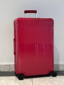 Чемодан Rimowa