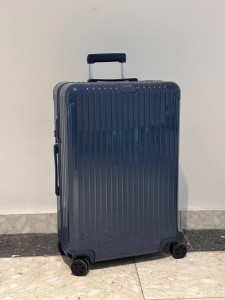 Чемодан Rimowa