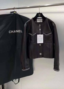 Кожаная куртка Chanel