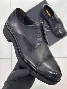 Туфли Prada
