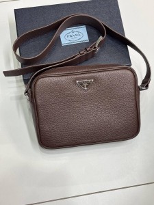 Сумка Prada