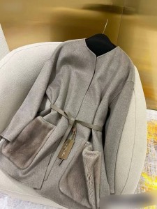 Пальто Loro Piana