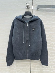 Худи на молнии Prada