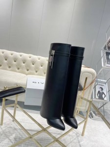 Сапоги Givenchy