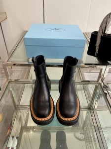 Ботинки Prada