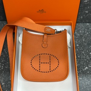Сумка Hermes Evelyne 16 cm