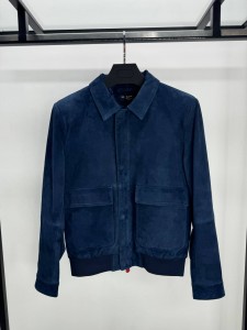 Замшевая куртка Kiton