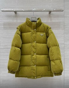 Пуховик трансформер Prada
