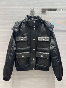 Пуховик Chanel